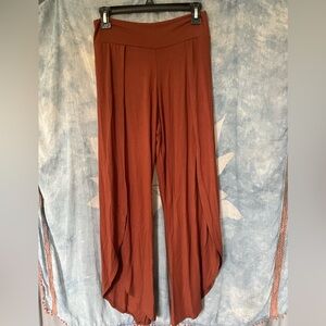 Wide Leg Flowing Pants in Rust
